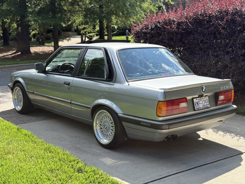 1989 BMW 325is  